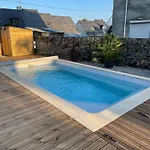 La Senechal *