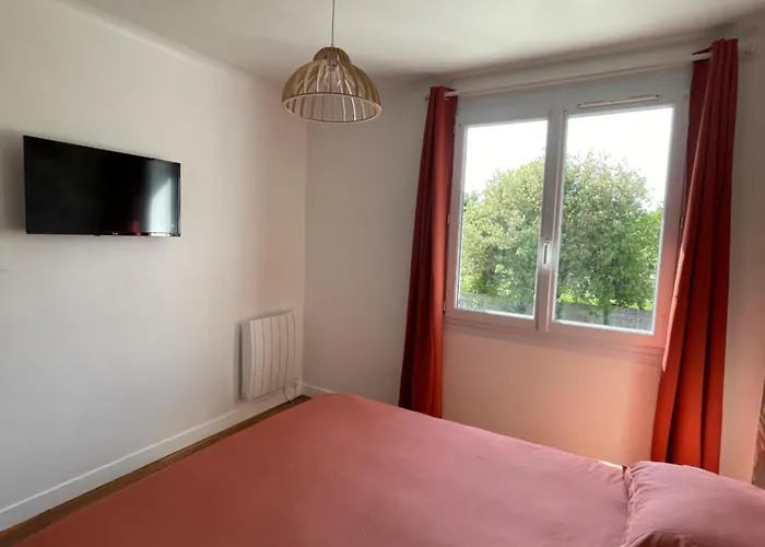 فيلة La Senechal *